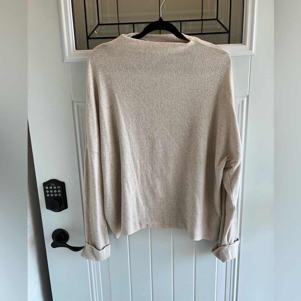 H & M Cream Long Sleeve Top Size Large